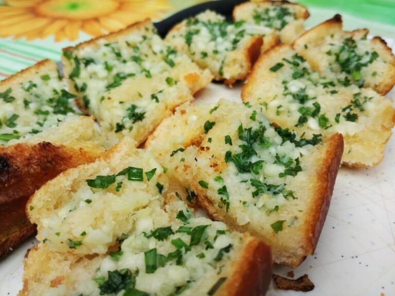 Tost sa bijelim lukom